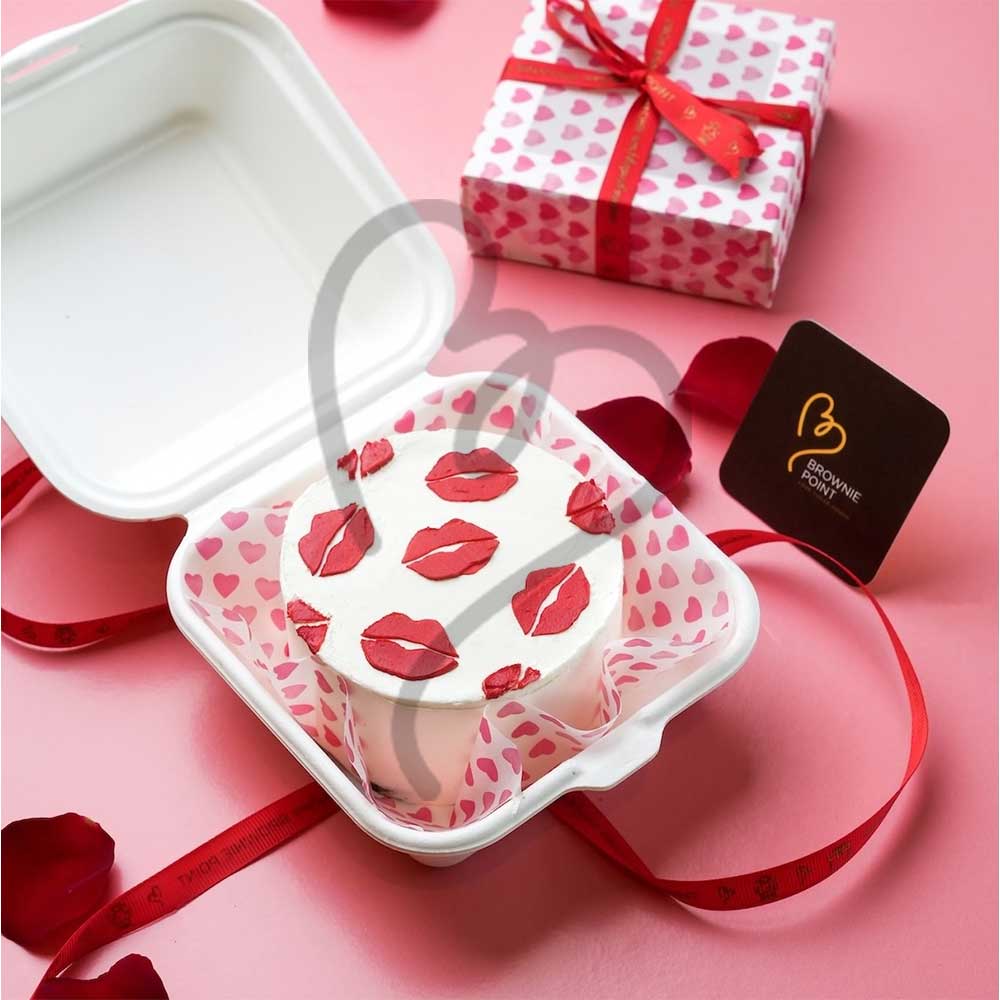 Kisses Bento Cake (300 gms)