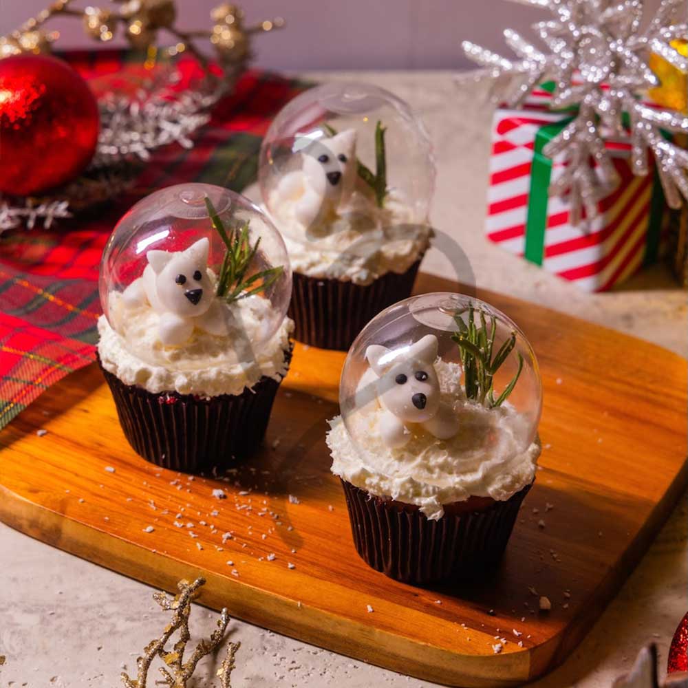 CHRISTMAS CUPCAKES