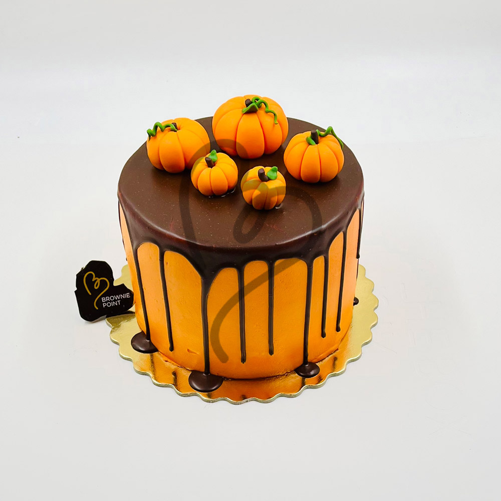 Halloween Pumpkin Cake